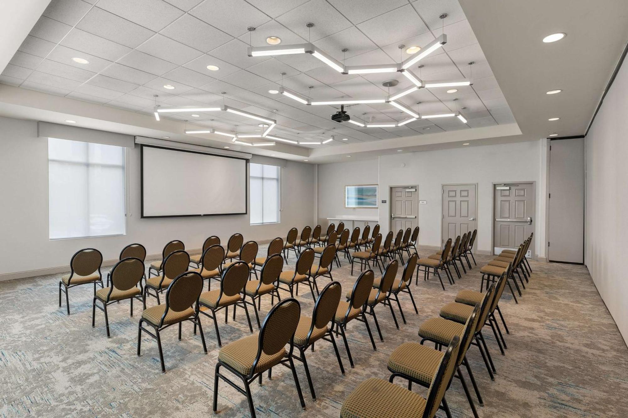 Hilton Garden Inn Atlanta East/Stonecrest Литония Екстериор снимка